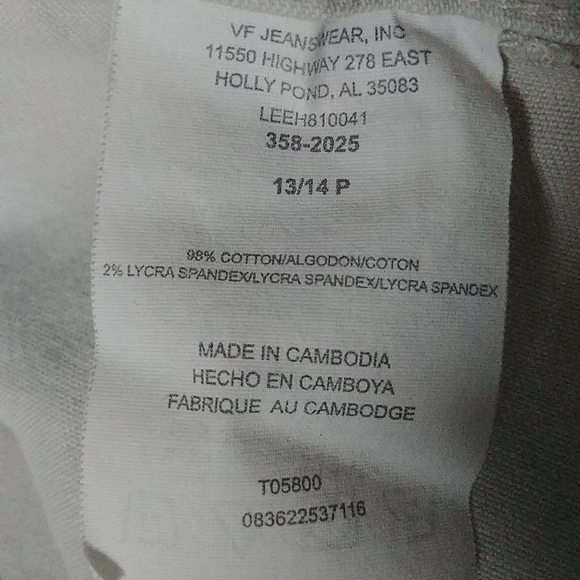 Lee Bermuda Shorts - Picture 3 of 12